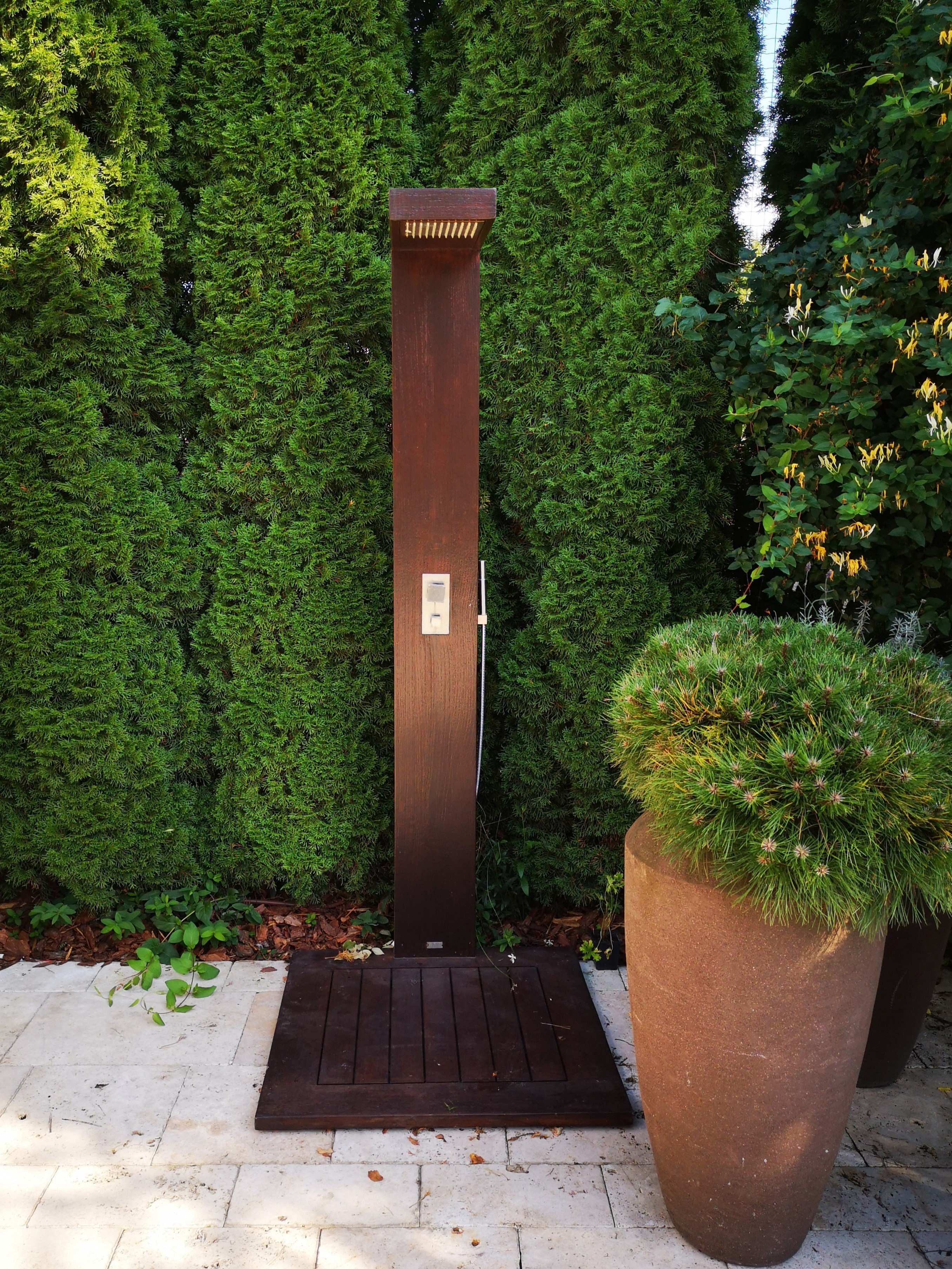 Modern simplicity design